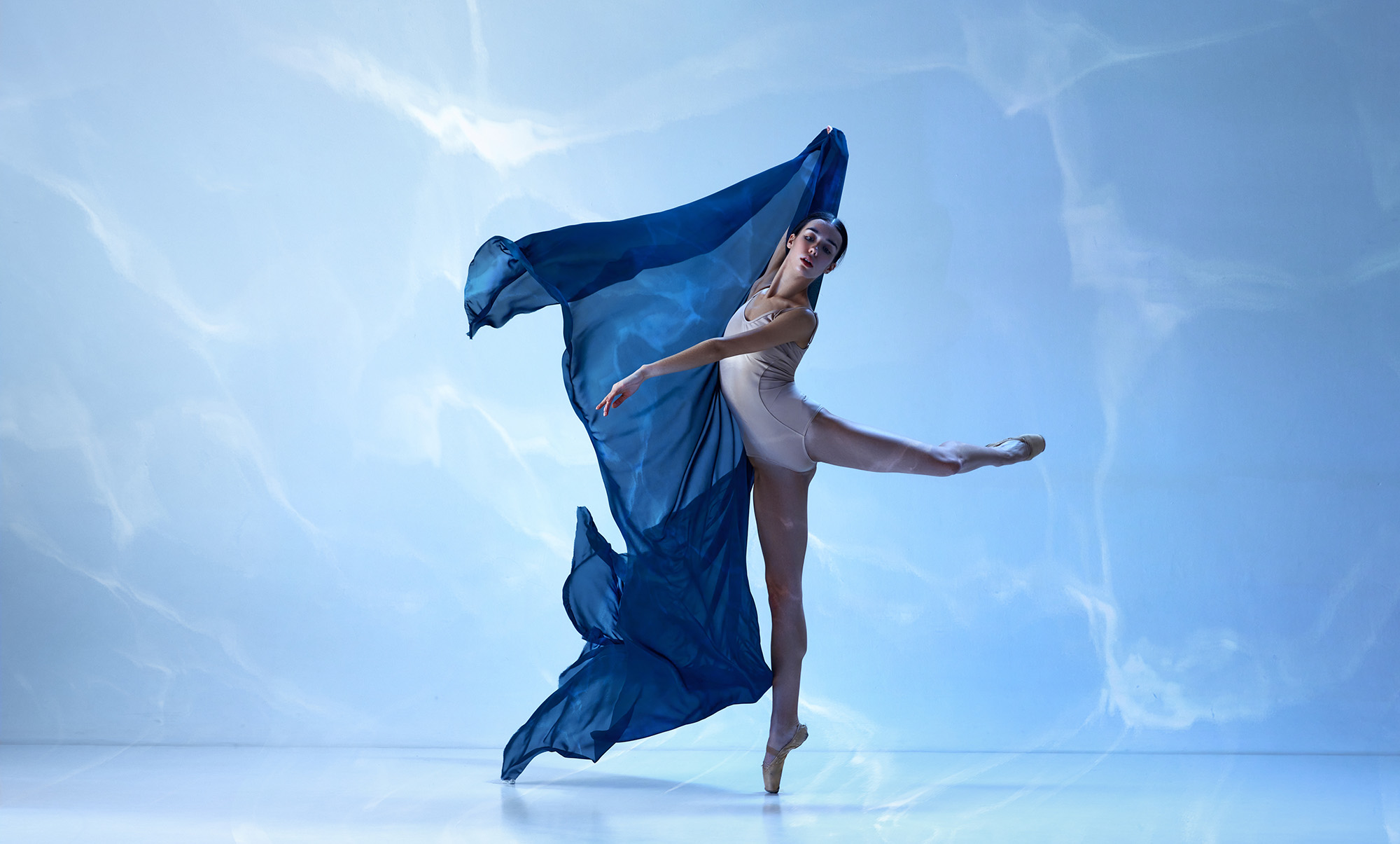 Dance 3 2290215075